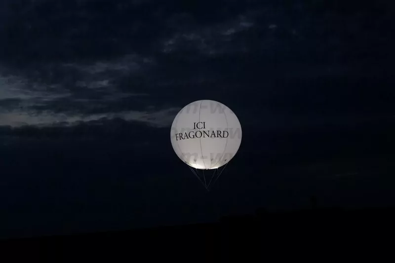 ballon hélium Fragonard 2.5m éclairant de nuit