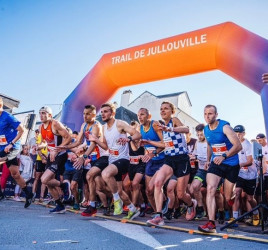 arche pour l'arrive du trail de jullouville